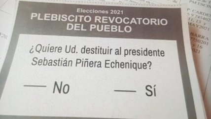 Detienen a hombre que repartía "quinta papeleta" al interior de local de  votación en Cartagena - Cooperativa.cl
