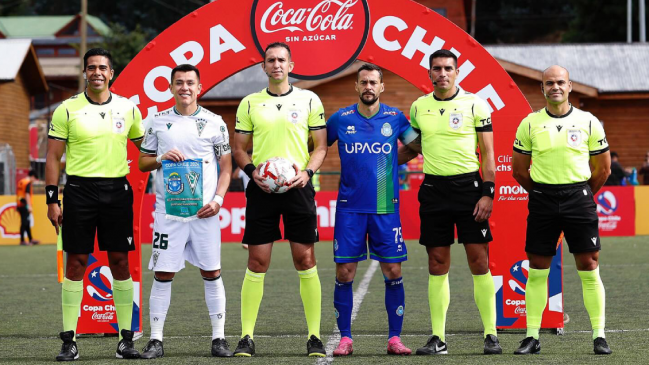   S. Wanderers venció a selección de Juan Fernández en histórico duelo y avanzó en Copa Chile 