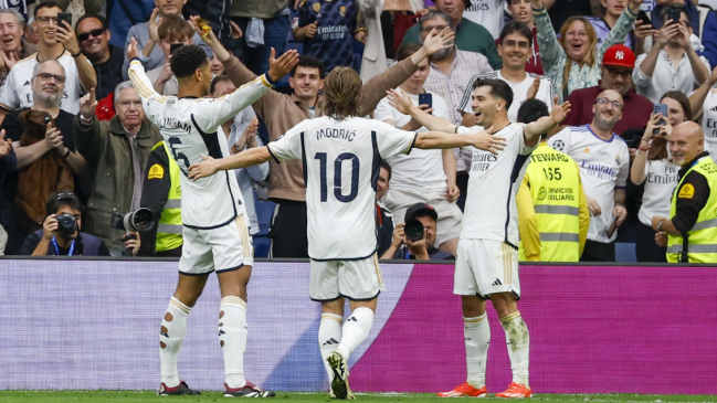   Real Madrid quedó a un paso del título de liga con goleada a Cádiz 