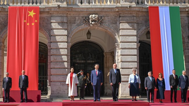   China y Hungría estrechan sus lazos diplomáticos 